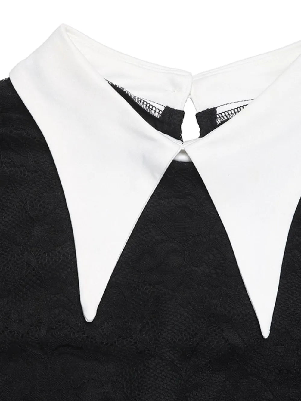 Robe Noire en Dentelle avec Col Blanc - IRRESISTIBLE